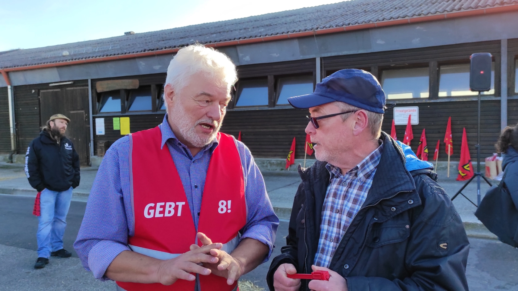 Dinter und König beim Warnstreik