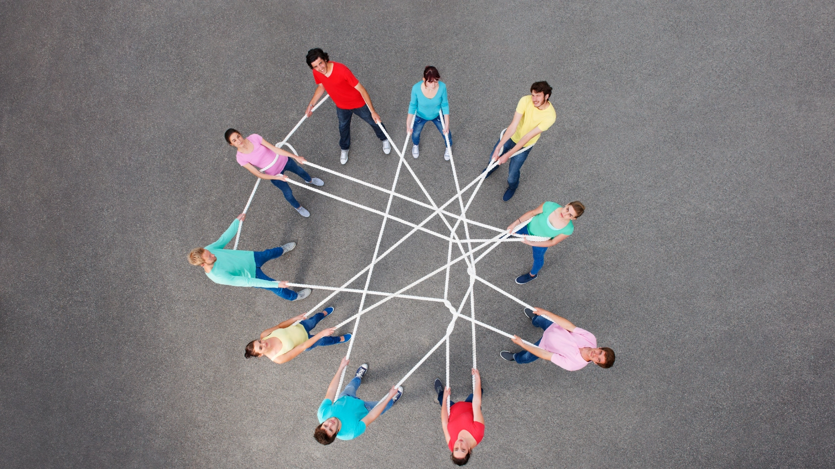 Team bildet Netz - Zusammenhalt