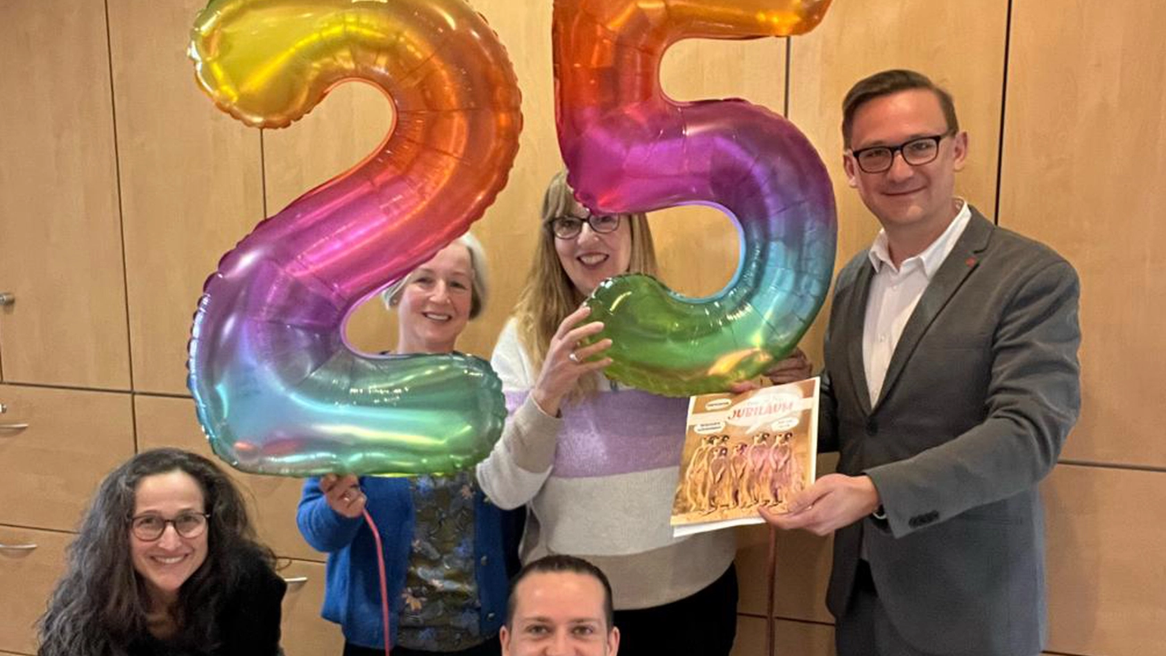 Gruppenbild Dienstjubiläum Marion Jauch 25 Jahre bei der IG Metall in Weilheim