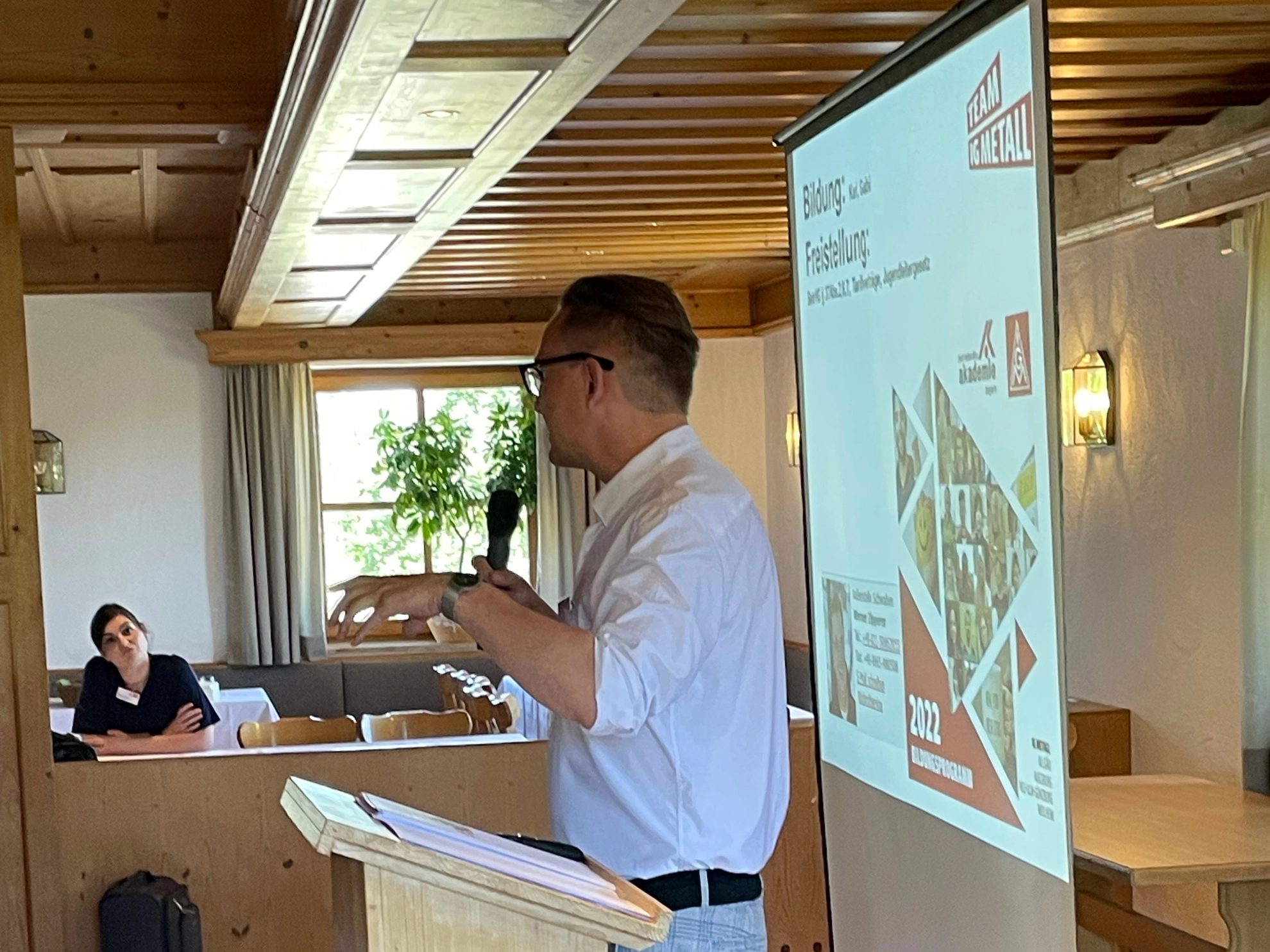 Karl Musiol referiert auf dem BR-Empfang 2022 in Paterzell