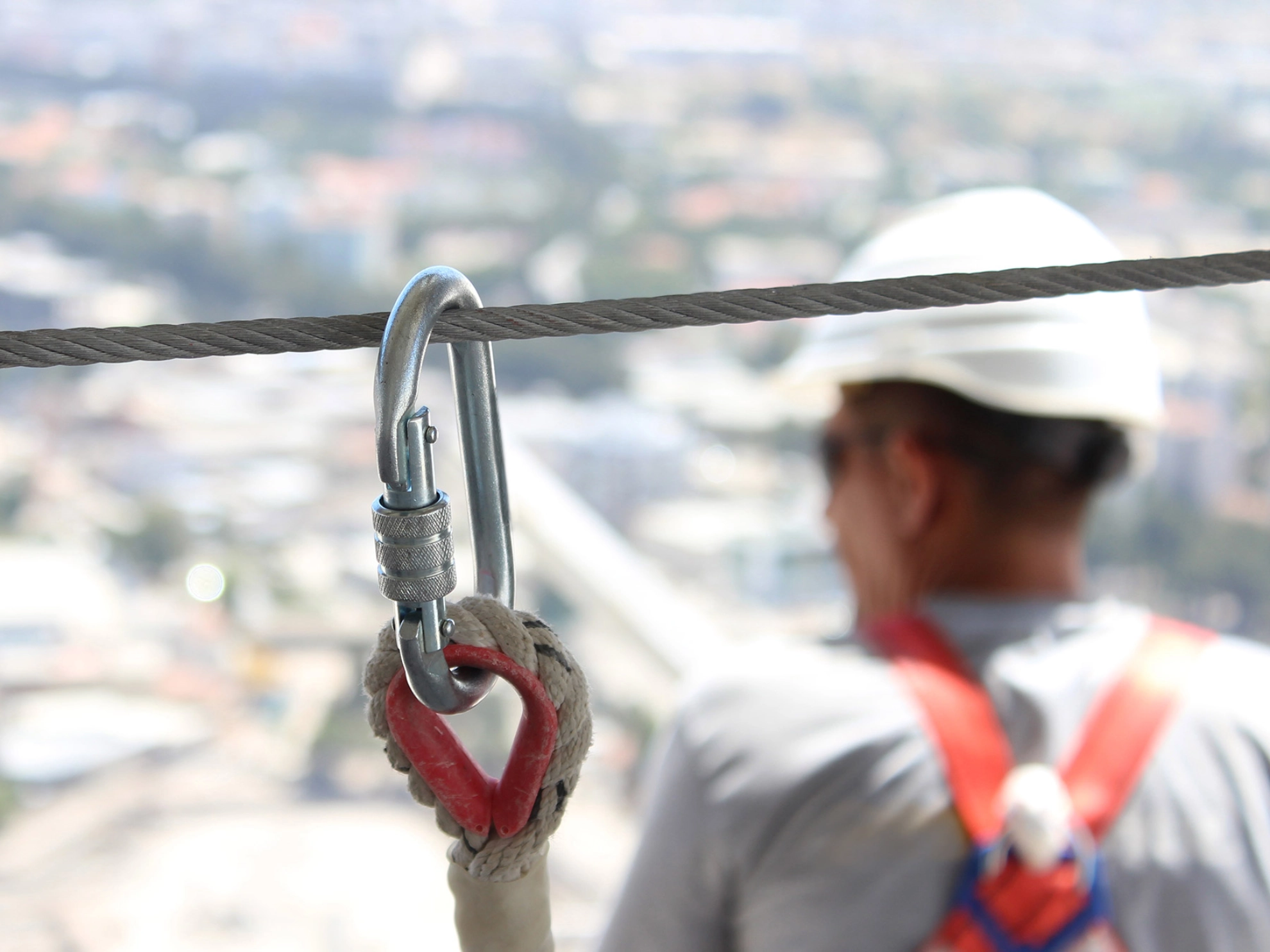 Arbeitsschutzmaßnahme Karabiner