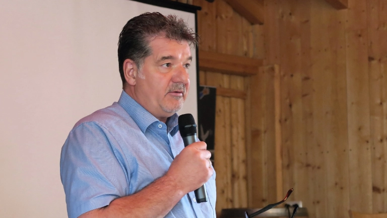 Herbert Baumer, BRV von HOERBIGER Kompressortechnik, mit einer Rede auf der traditionellen Maifeier des DGB in Peiting