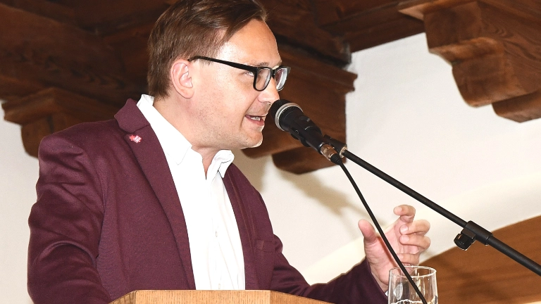 Hauptredner auf der DGB Veranstaltung zum 1. Mai 2024 in Schongau - Karl Musiol, 1. Bevollmächtigter IG Metall Weilheim